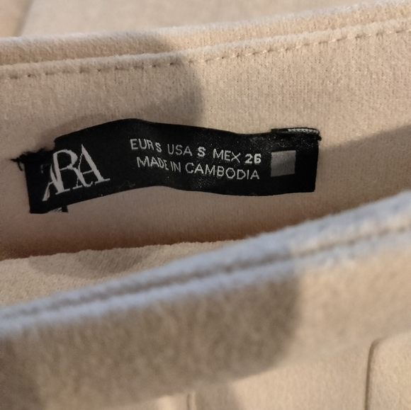 Zara Mini Suede Skirt - Picture 6 of 6